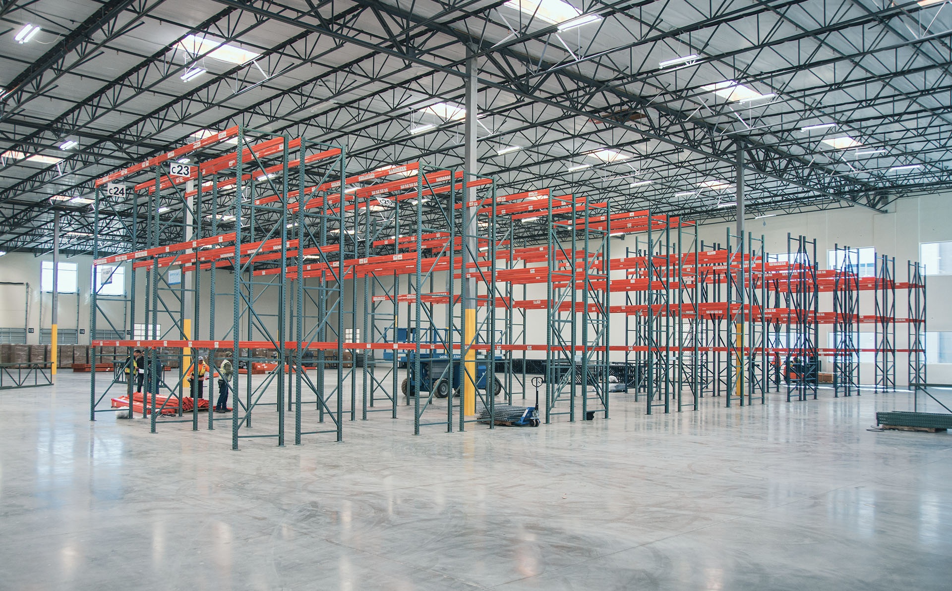 Pallet Rack layout for two very different building stocks